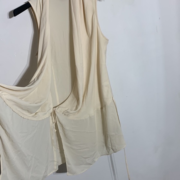 Vintage Guess by Marciano off white plunging v neck wrap sleeveless blouse small - Picture 6 of 7